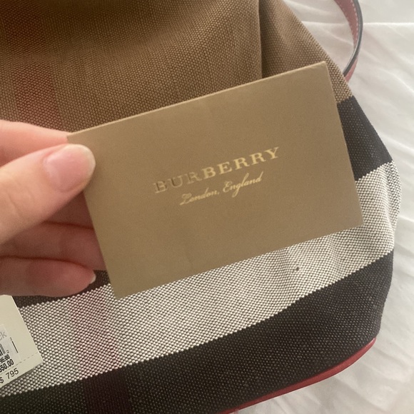 10"W x 13"H x 8"D
4.5" handle drop
14.5-16.5" strap drop - Picture 6 of 7